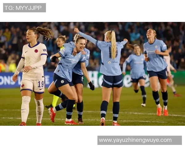 曼城女足球星精彩瞬间与球场英姿展现